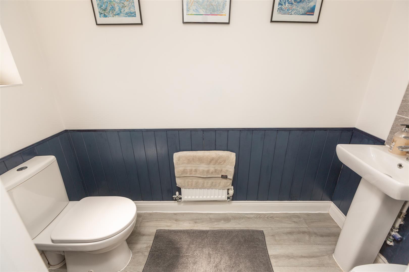Clos Gelli Wen, Pontardawe, Swansea, SA8 3DF
